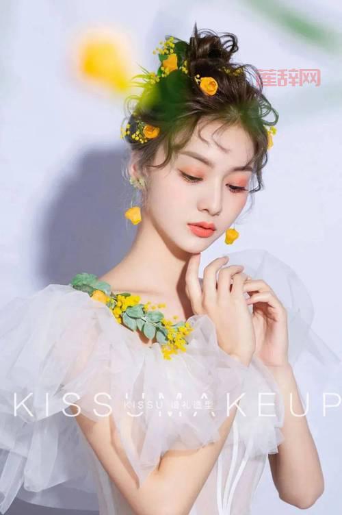 换装大战游戏攻略：教你如何打造完美造型！