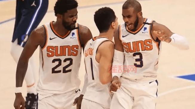 NBA Live 2009中文版下载：重燃篮球梦想，感受巅峰对决