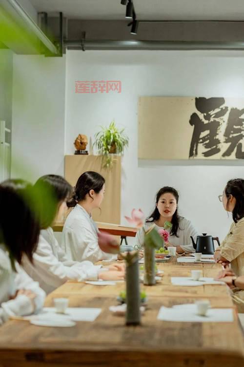 想在静谧的庭院外冥想？这几个准备工作要做好