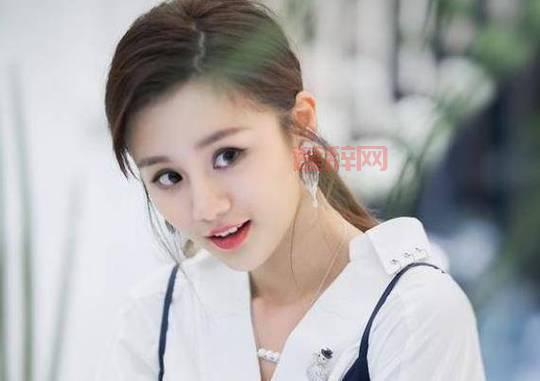 安悦溪饰演糖宝：深入了解花千骨中的人气角色