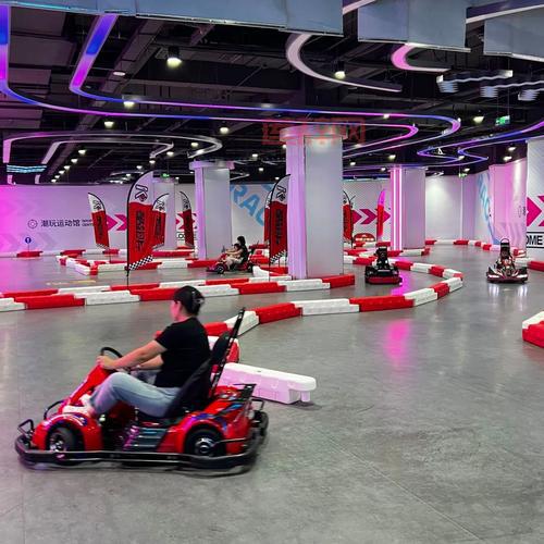 卡丁车连喷技巧大揭秘,弯道超车就这么简单!