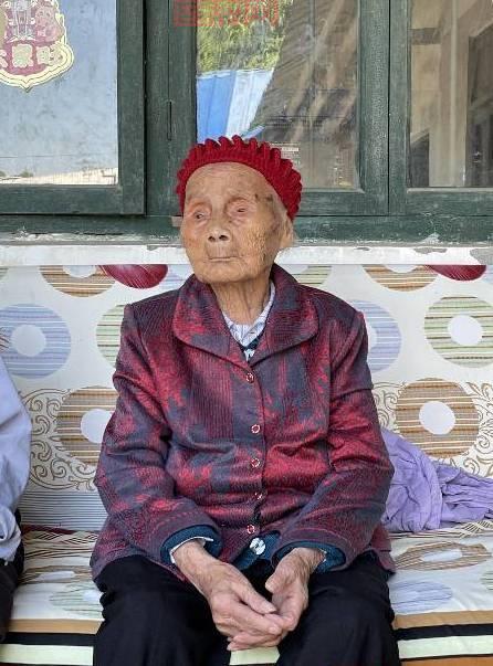 成都“最牛00后”朱郑氏：活力四射的超长寿传奇