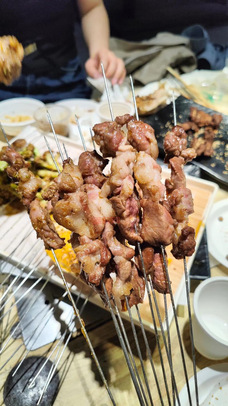 战神传说下载安装手机版, 一起体验热血对决的快感!