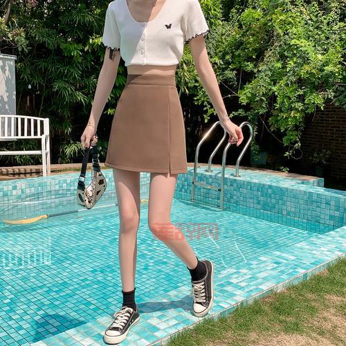 其b小短裙适合什么身材？这样穿搭显瘦又显高！