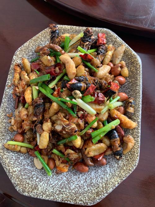 土蜂的幼虫怎么吃?这几种做法简单又美味!